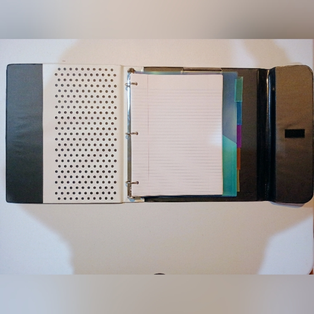 Retro Trapper Keeper Binder - Picture 2 of 3